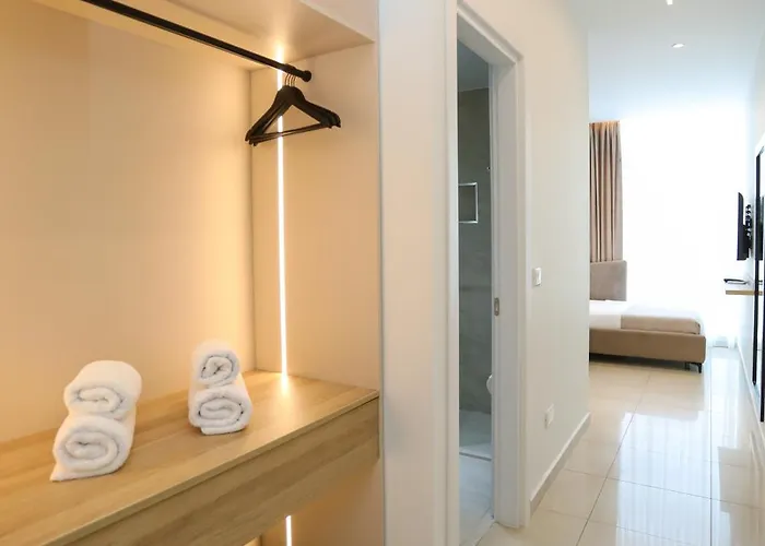 Divos Hotel apartamentowy *