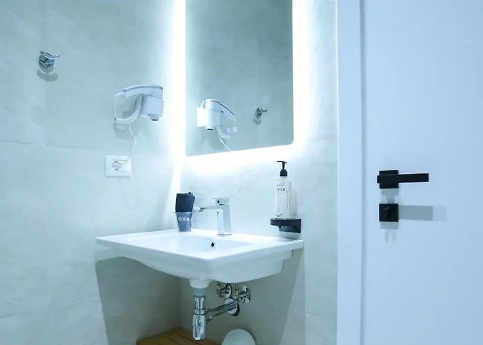 Hotel apartamentowy Divos *