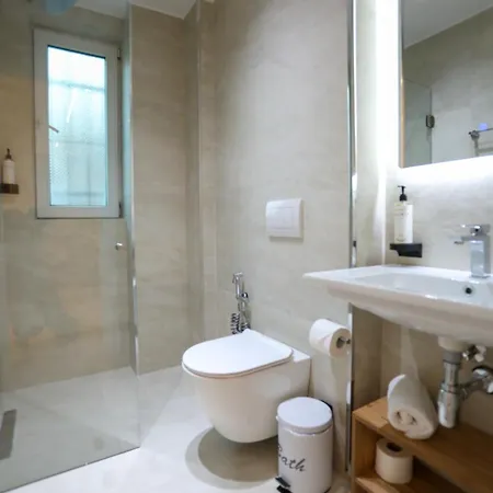 Divos Lejlighedshotel Vlorë